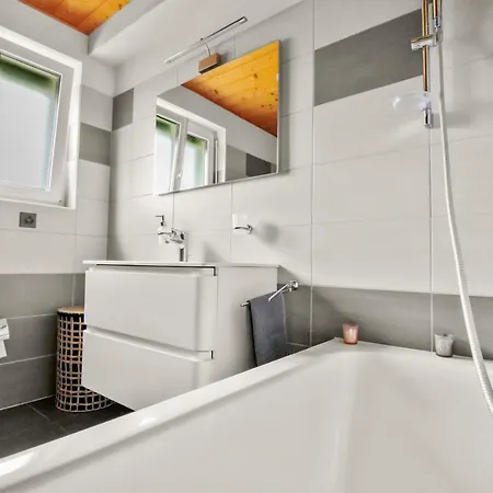 Logement Avec Vue Sur La Plaine Troistorrents Exterior photo