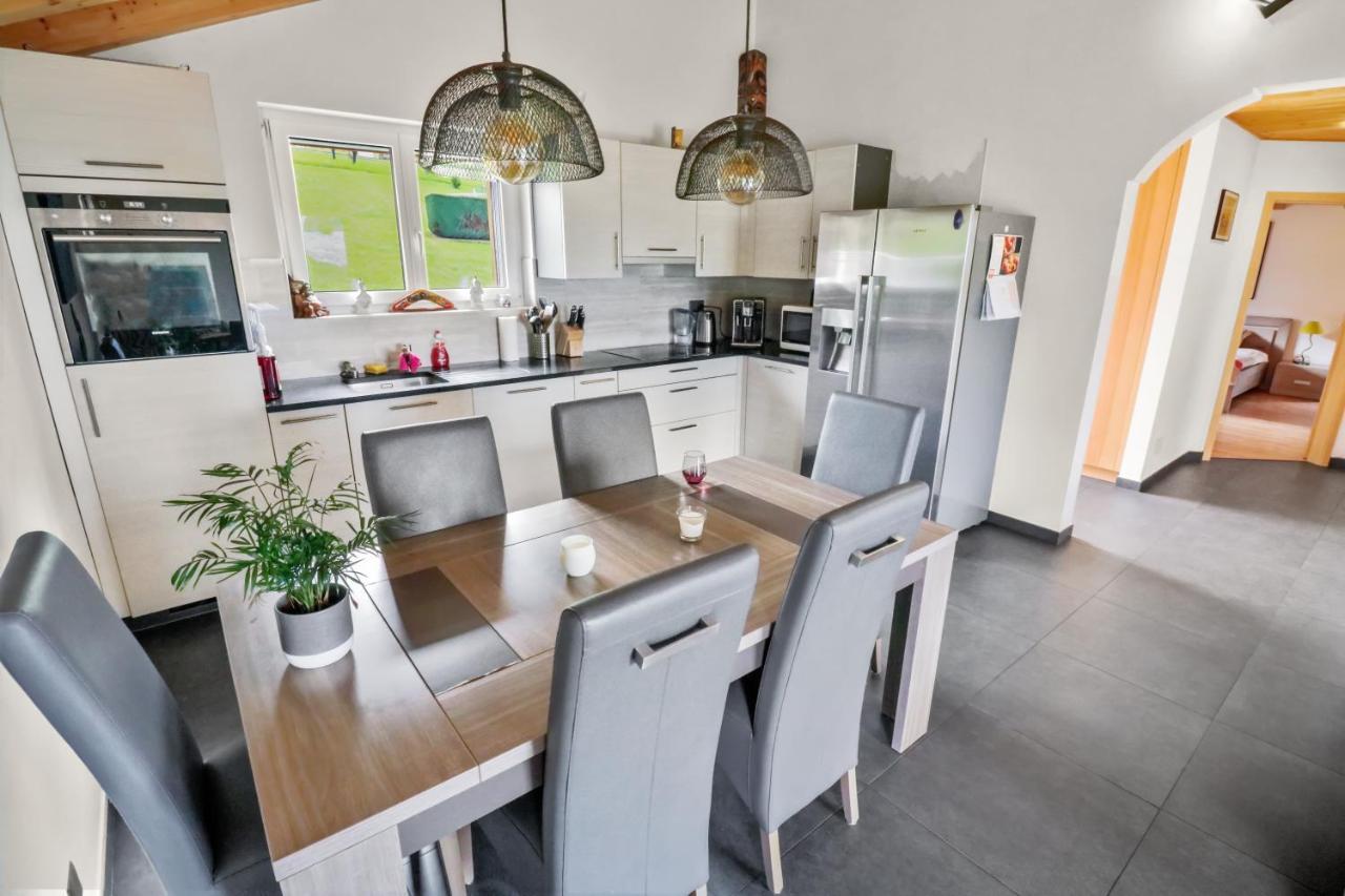 Apartment Avec Vue Sur La Plaine Troistorrents