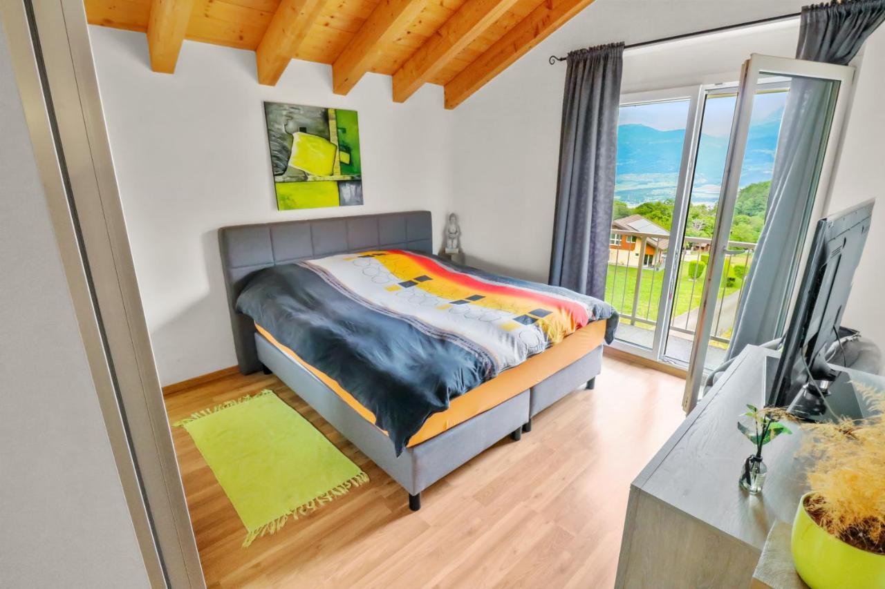 Avec Vue Sur La Plaine Apartment *